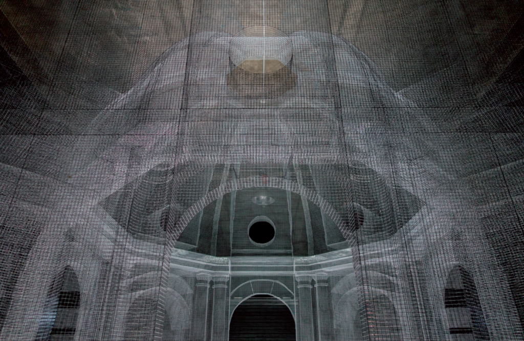 sopra Edoardo Tresoldi, Sacral
© Fabiano Caputo